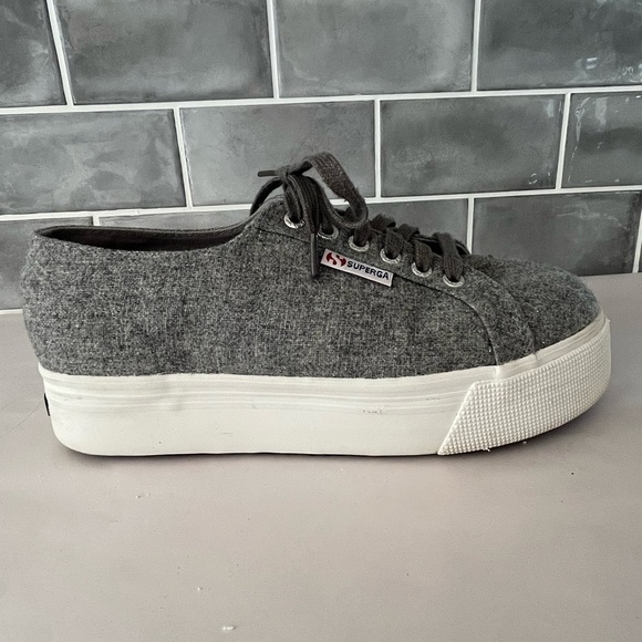 Superga Grey Wool Low Top Shoes Sneakers Unisex Euro 40 US men 7.5 US Women 9 - Picture 1 of 9